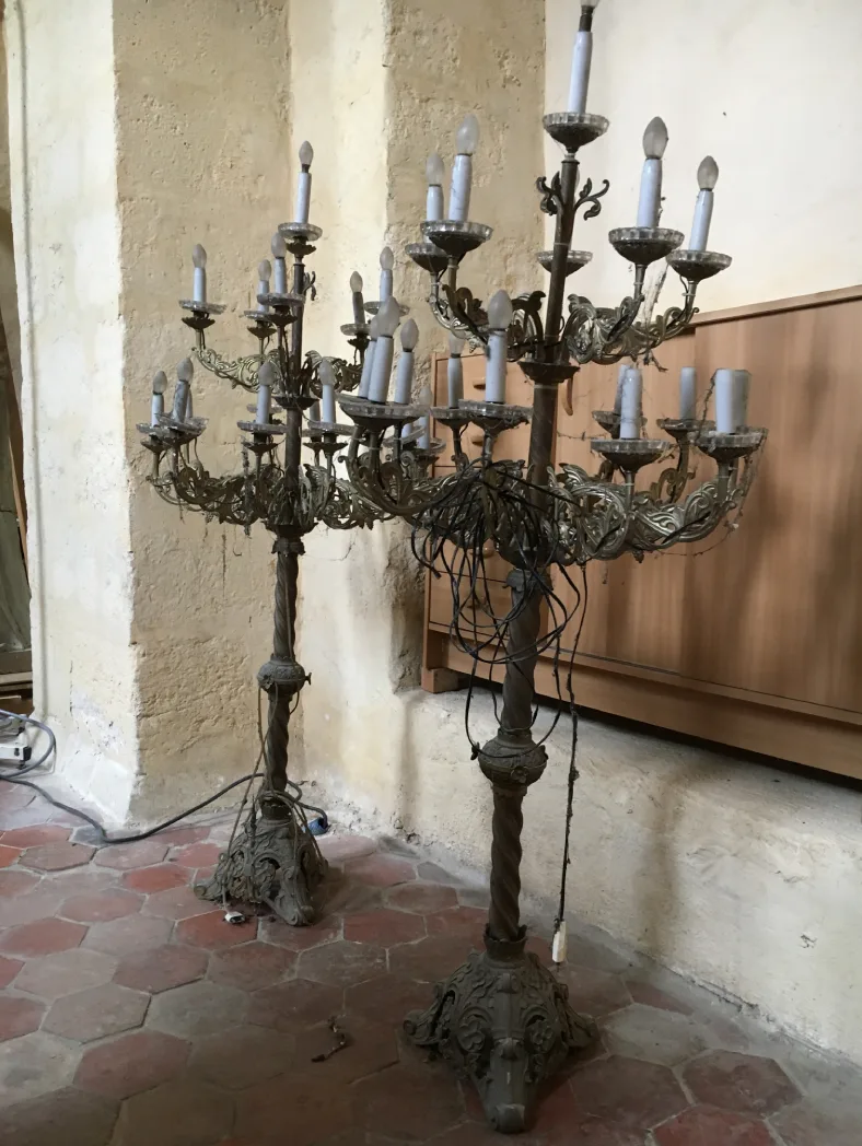 Candélabre avant